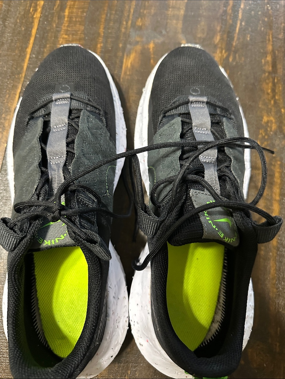 Black Nike Athletic Sneakers with White Speckled Sole - Picture 4 of 9